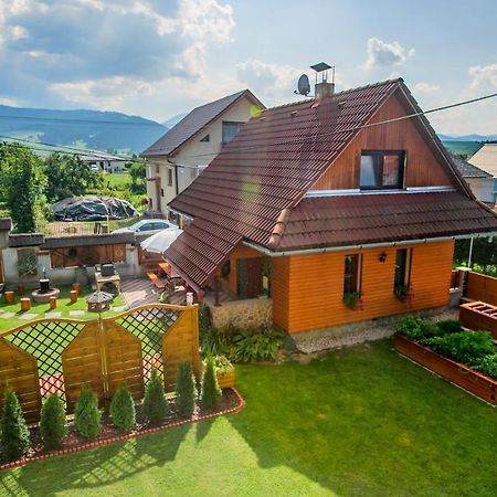 Villa Privát NA CHALUPE Partizánska Ľupča 649 Exterior foto