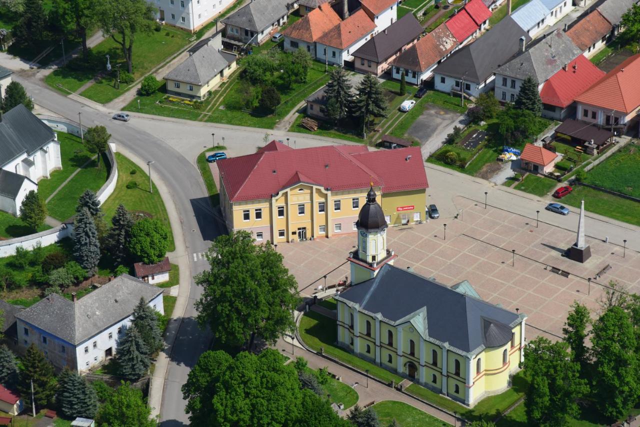 Villa Privát NA CHALUPE Partizánska Ľupča 649 Exterior foto